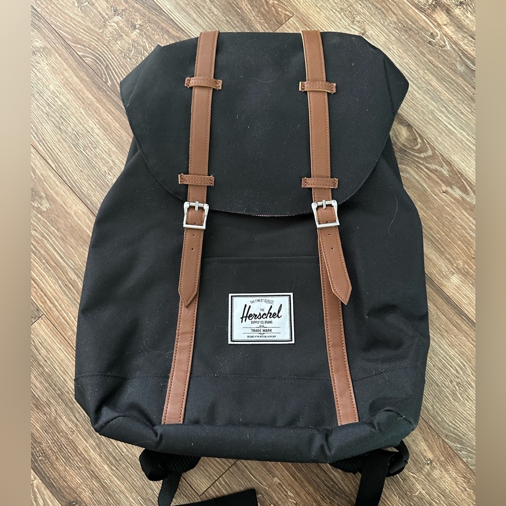 NWT Herschel Supply Company Retreat Backpack